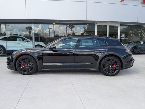 New 2024 Porsche Taycan 4S image 2