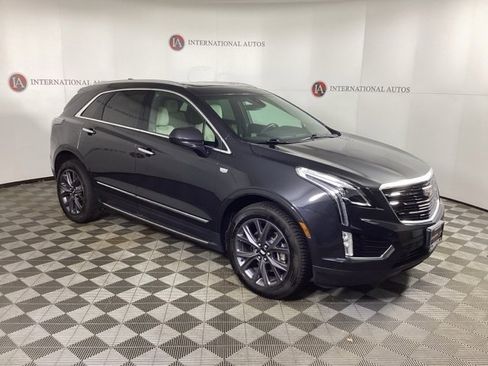Used 2019 Cadillac XT5 Luxury w/ Sport Package image 3