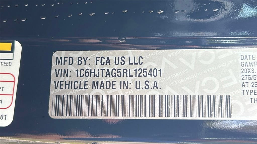 Certified 2024 Jeep Gladiator Sport AWD/4WD image 43