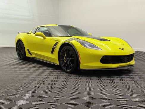Used 2018 Chevrolet Corvette Grand Sport image 6