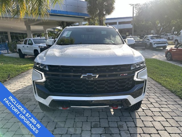 Used 2024 Chevrolet Tahoe Z71 w/ Luxury Package AWD/4WD image 18