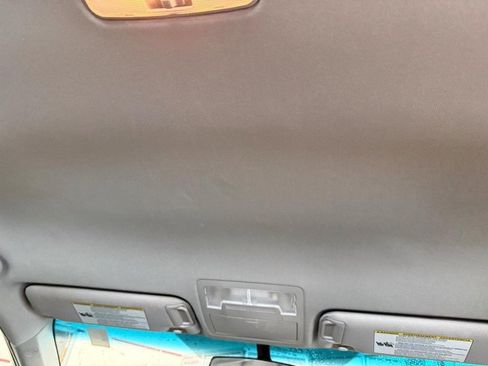 Used 2014 Toyota Camry LE image 13