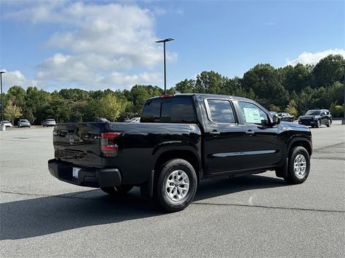 New 2026 Nissan Frontier S image 8