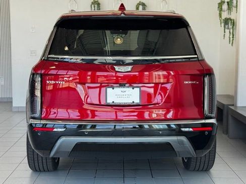 New 2026 Cadillac Vistiq Luxury AWD/4WD image 40