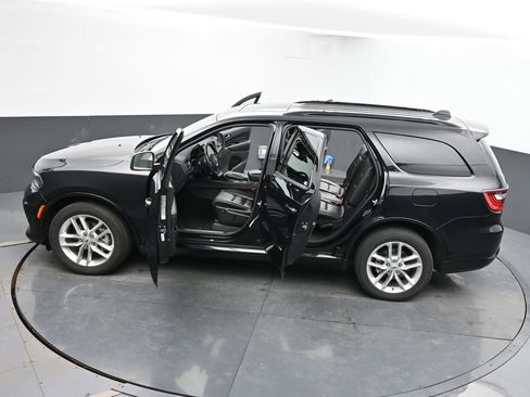 Used 2025 Dodge Durango GT image 48