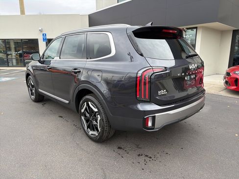 New 2025 Kia Telluride EX image 8