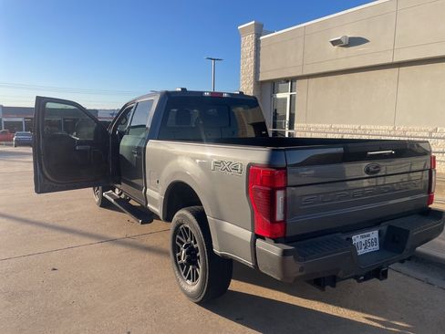 Used 2021 Ford F250 Lariat image 5