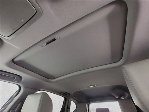 Used 2018 Honda CR-V EX-L image 16