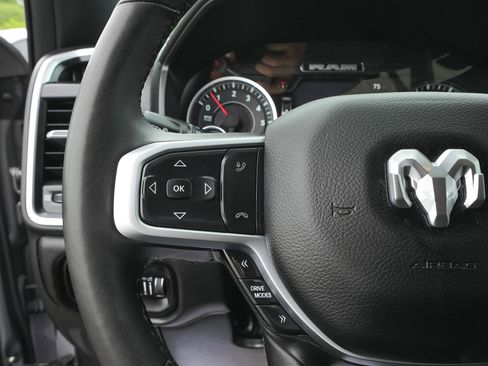 Used 2025 RAM 1500 Big Horn AWD/4WD image 19