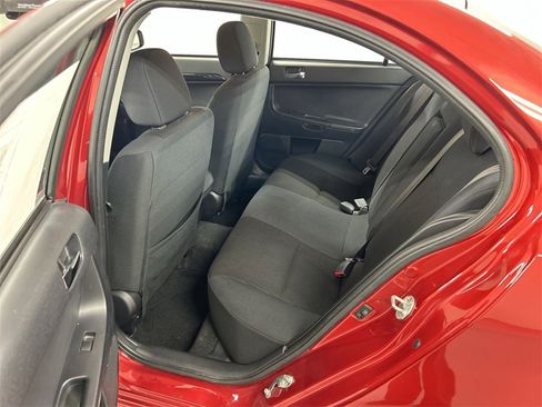 Used 2017 Mitsubishi Lancer SE image 19