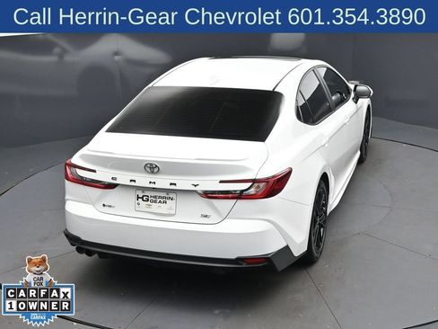 Used 2025 Toyota Camry SE w/ Multimedia Upgrade Package FWD image 34