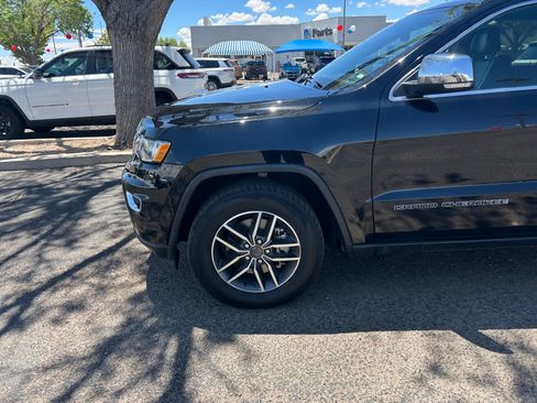Used 2021 Jeep Grand Cherokee Limited w/ Luxury Group II AWD/4WD image 26