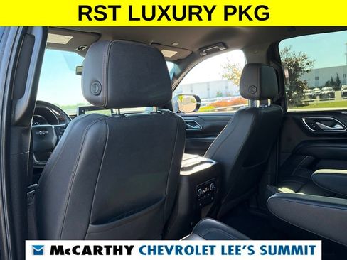 Used 2022 Chevrolet Suburban RST w/ Luxury Package AWD/4WD image 45