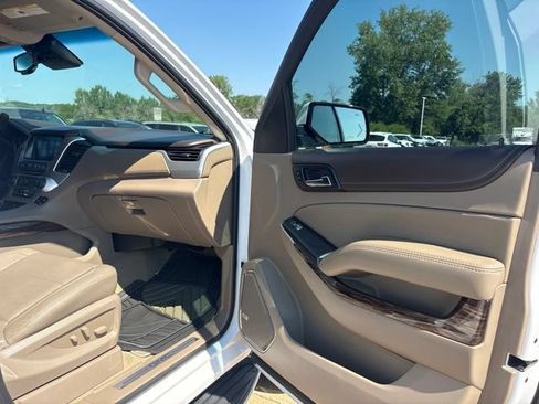 Used 2018 GMC Yukon SLT w/ Open Road Package RWD image 46