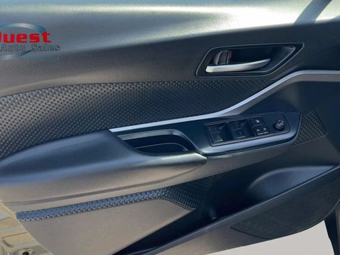 Used 2021 Toyota C-HR LE FWD image 21