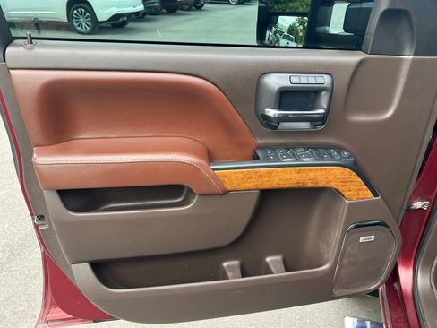 Used 2016 Chevrolet Silverado 2500 High Country w/ Duramax Plus Package AWD/4WD image 14