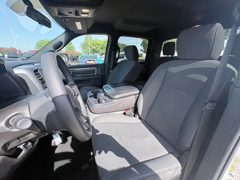 Used 2024 RAM 1500 Classic Warlock AWD/4WD image 6