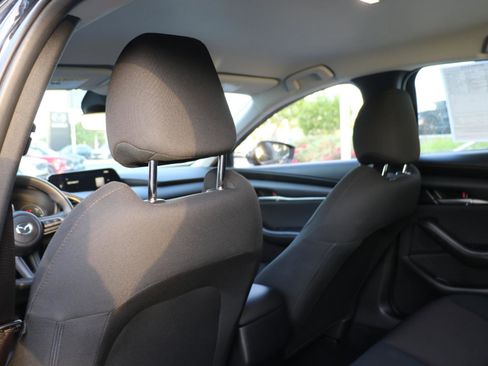 Certified 2025 MAZDA MAZDA3 s FWD image 11