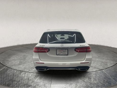 Used 2017 Mercedes-Benz E 400 4MATIC Wagon image 6