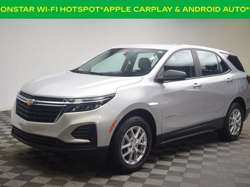 Used 2022 Chevrolet Equinox LS AWD/4WD image 3