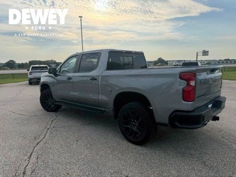Used 2024 Chevrolet Silverado 1500 LT Trail Boss w/ Convenience Package II AWD/4WD image 10