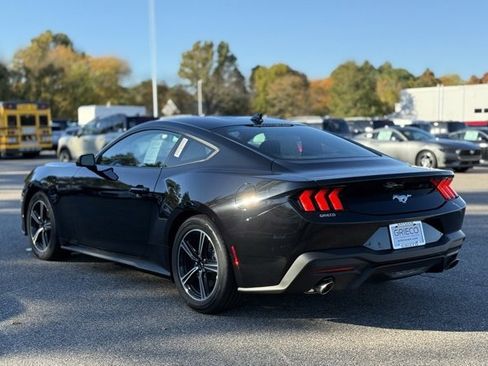 New 2025 Ford Mustang Coupe image 7