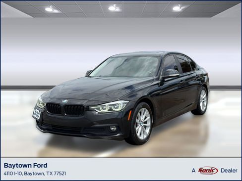 Used 2018 BMW 320i Sedan w/ Convenience Package RWD image 1