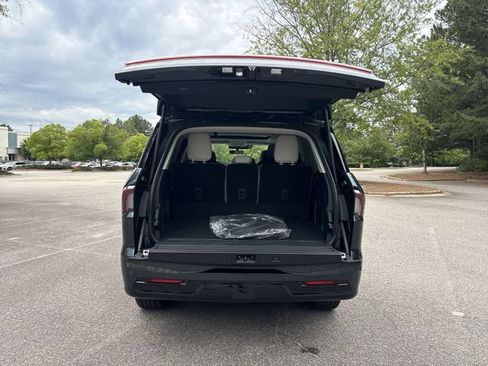 New 2026 Lincoln Navigator Reserve AWD/4WD image 26