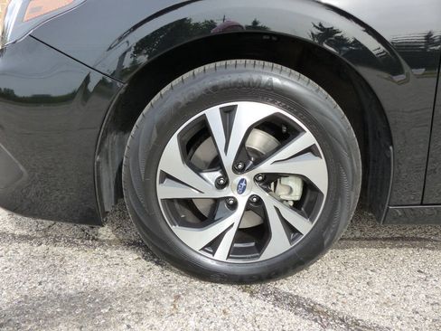 Used 2022 Subaru Legacy Premium AWD/4WD image 15