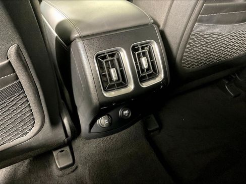 Certified 2023 Kia Sorento LX AWD/4WD image 10