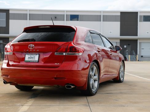 Used 2015 Toyota Venza XLE image 43