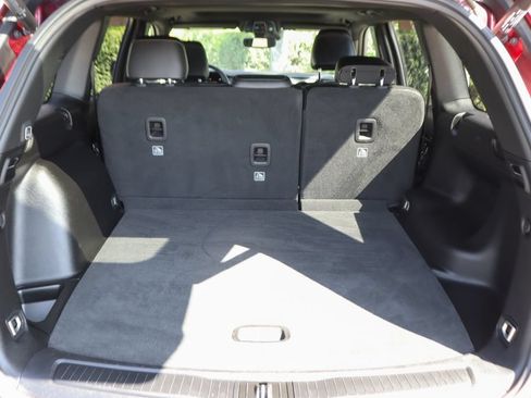 Used 2024 Jeep Grand Cherokee Altitude RWD image 8