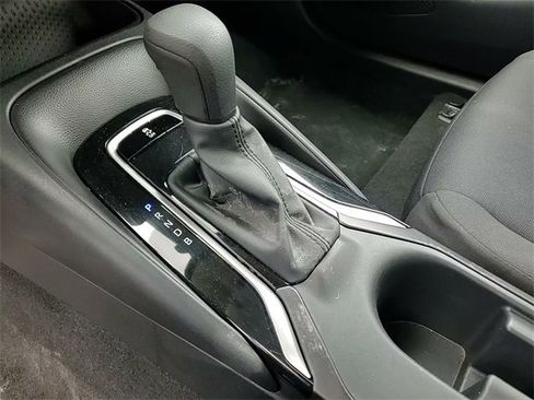 Certified 2025 Toyota Corolla LE image 18