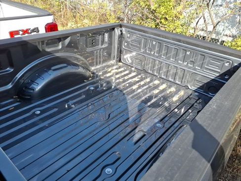 New 2026 Ford F350 Lariat image 15