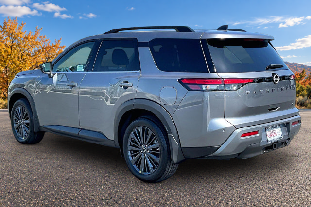New 2026 Nissan Pathfinder SL w/ SL Premium Package FWD image 3