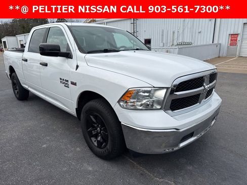 Used 2019 RAM 1500 Classic SLT image 1