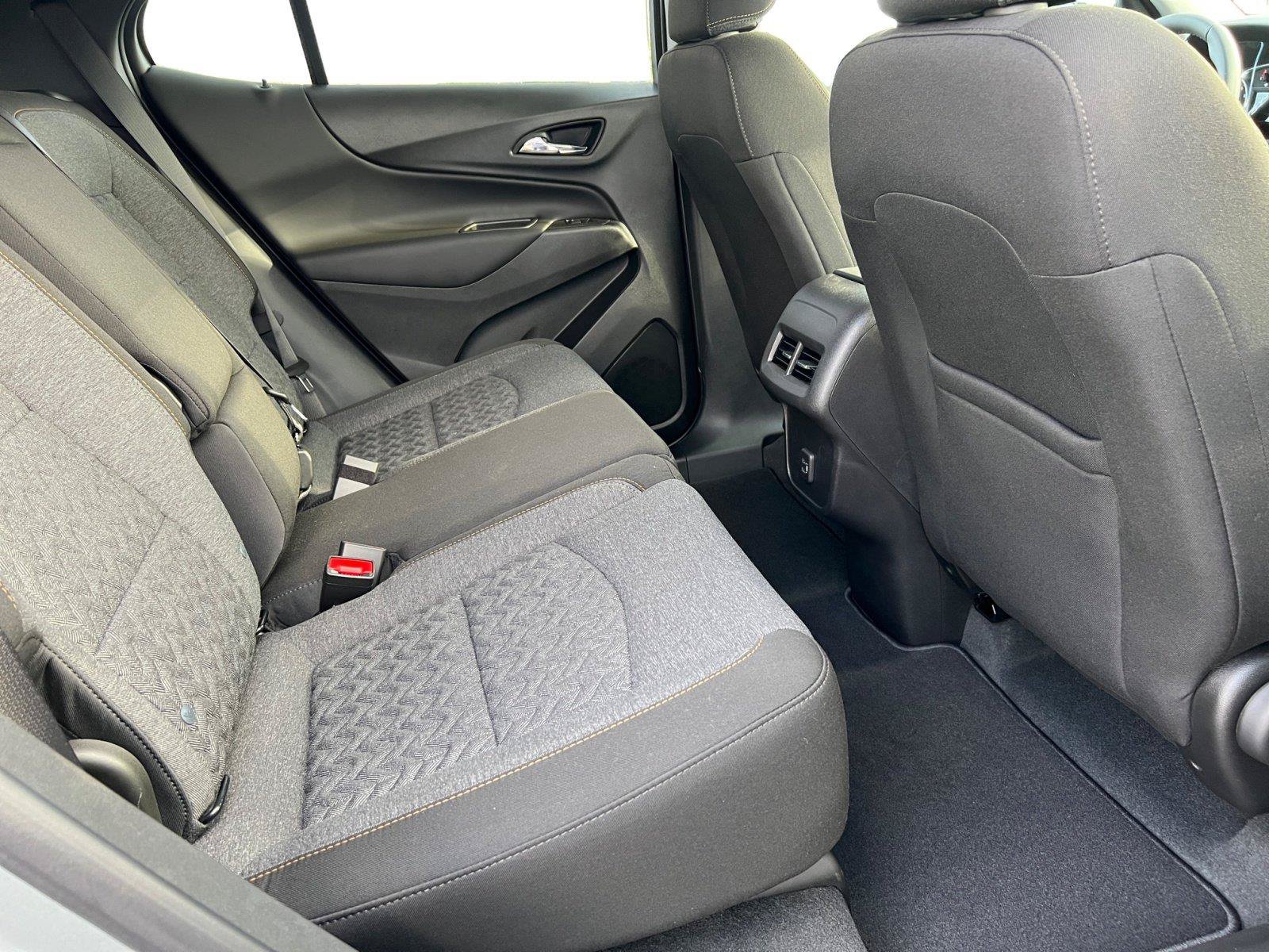 Used 2024 Chevrolet Equinox LT FWD image 20
