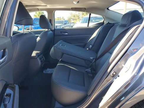 New 2025 Nissan Altima 2.5 SL FWD image 6
