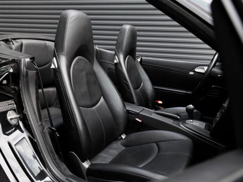Used 2006 Porsche 911 Carrera 4S AWD/4WD image 39