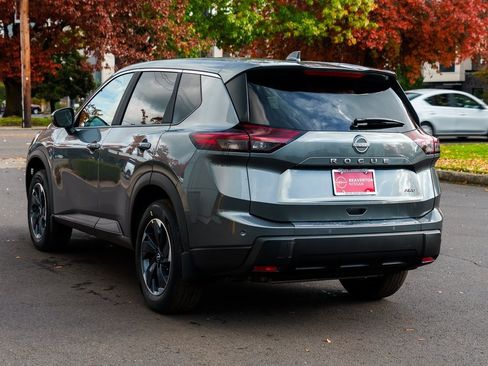 New 2026 Nissan Rogue SV w/ Cold Weather Package image 4