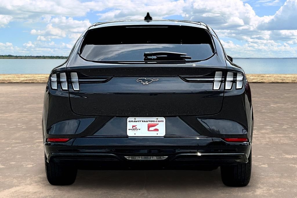 Used 2022 Ford Mustang Mach-E Premium AWD/4WD image 5