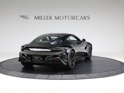 Used 2025 Aston Martin V8 Vantage Coupe image 7