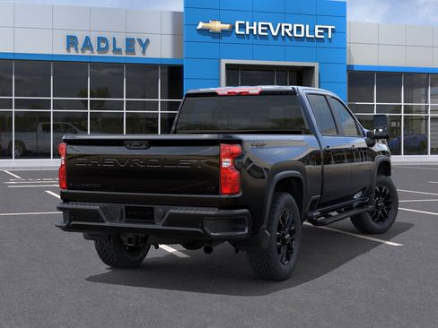 New 2026 Chevrolet Silverado 2500 LT image 4