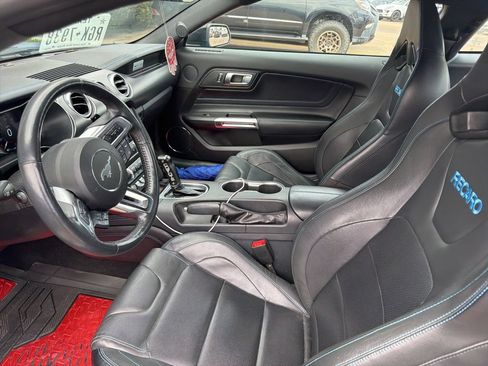 Used 2021 Ford Mustang GT Premium w/ Equipment Group 401A RWD image 4