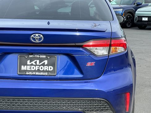 Used 2021 Toyota Corolla SE image 25