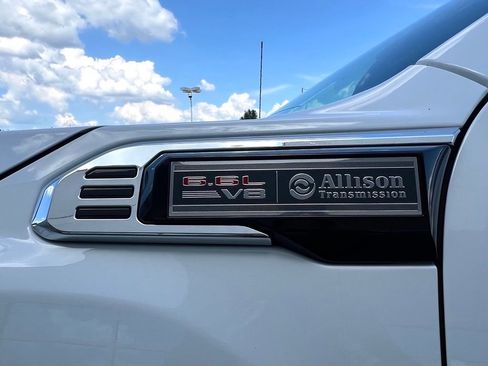 Used 2024 GMC Sierra 2500 Pro AWD/4WD image 5
