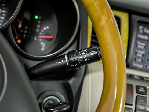 Used 2005 Lexus SC 430 Convertible image 30