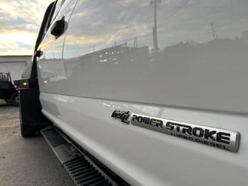 Used 2019 Ford F350 XL w/ Power Equipment Group image 14