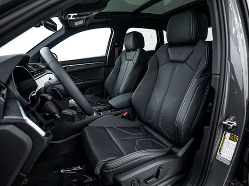 New 2025 Audi Q3 2.0T Premium image 12