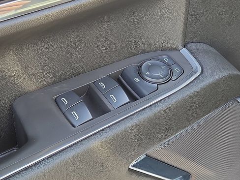 Used 2025 Chevrolet Silverado 1500 LT Trail Boss w/ LPO, Dark Essentials Package AWD/4WD image 23